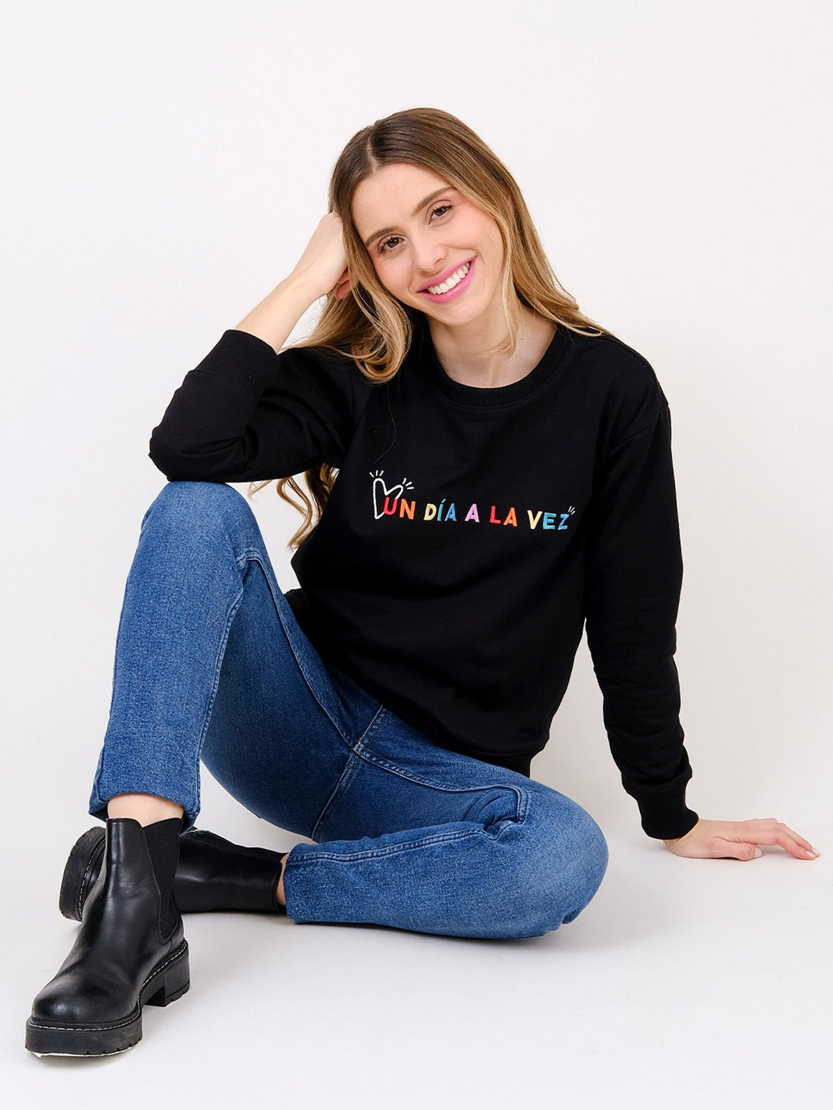 Sudadera Un día a la vez - Negro